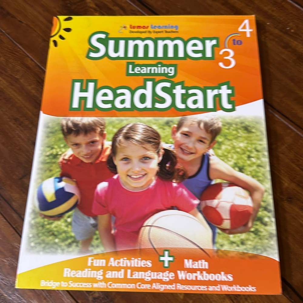 Summer Learning HeadStart Grade‎ 3 to 4: Math, Reading & Language Workbook